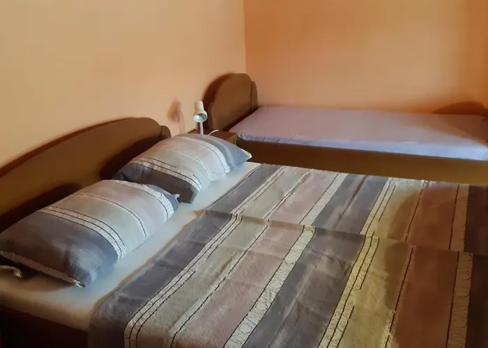 5241-4 For 6 Pers In * Lopar