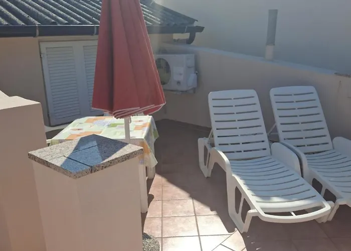 5241-4 For 6 Pers In *